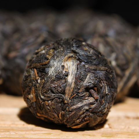 Pu erh Tea Bu Lang Old arbor tea Dragon pearl 2014