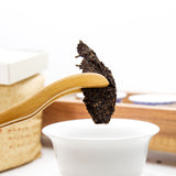steep Meng Hai ripe puer tea in gaiwan